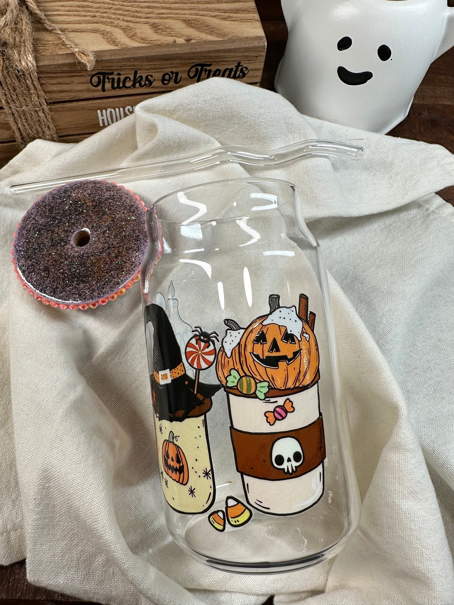 Halloween Coffee Cup, 160z Libbey Cup, Halloween Glass Can, Halloween, Spooky, October, Pumpkin, Witch, Skull, Orange and Purple Glass Cup